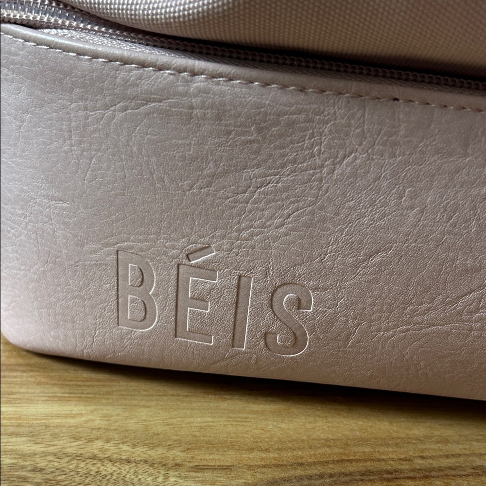 Beis Mini Weekender - Picture 7 of 7